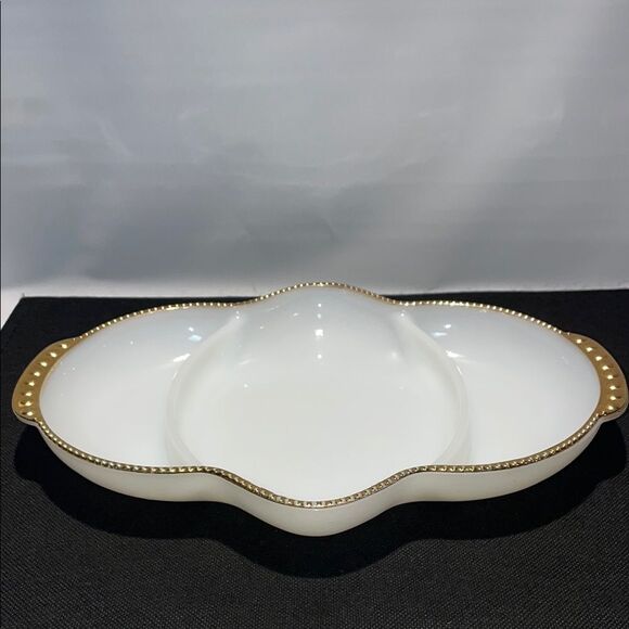 Vintage Fire King White and Gold Serveware Platter - Picture 2 of 12